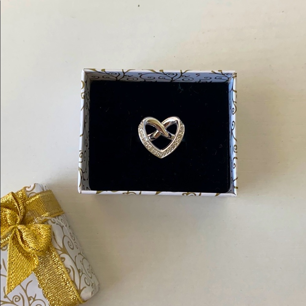 Heart shaped Swarovski ring 💍 ✨🥰